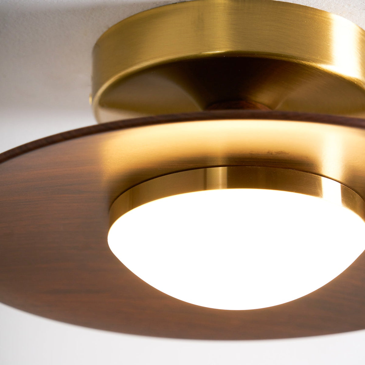 modern-minimalist-ceiling-light-with-frosted-glass-shade-img20.jpg