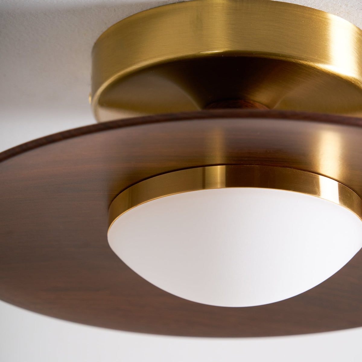 modern-minimalist-ceiling-light-with-frosted-glass-shade-img21.jpg