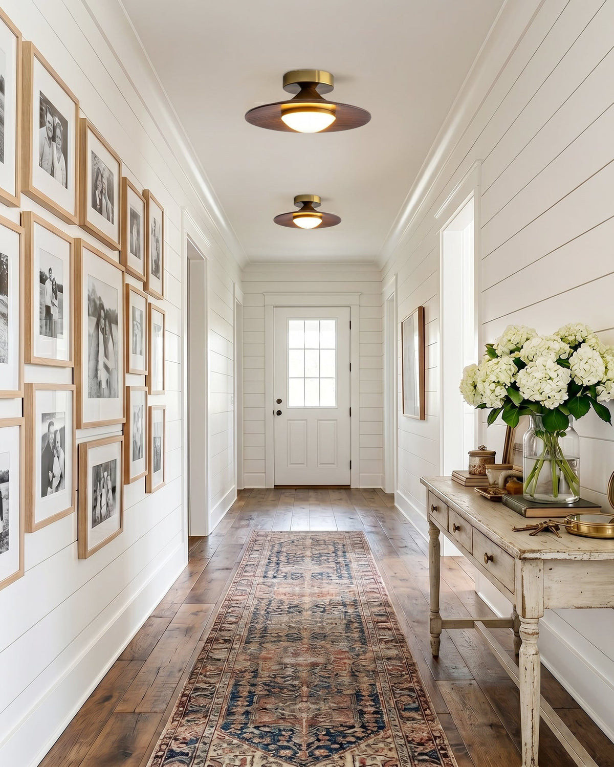 modern-minimalist-ceiling-light-with-frosted-glass-shade-img4.jpg