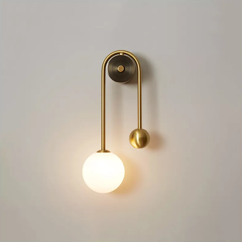 modern-nordic-wall-sconce-with-gold-finish-img5.png
