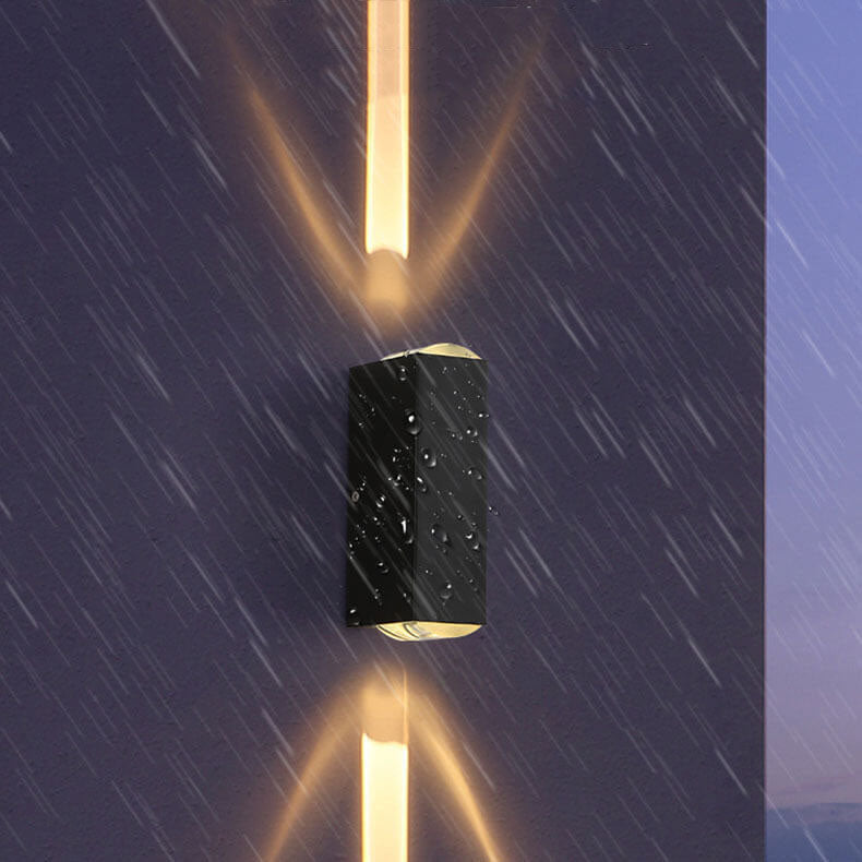 modern-outdoor-wall-sconce-with-waterproof-led-light-img4.jpg