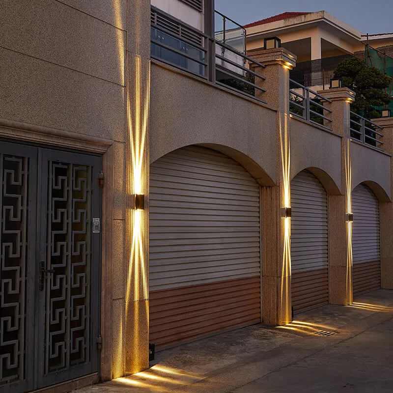 modern-outdoor-wall-sconce-with-waterproof-led-light-img9.jpg