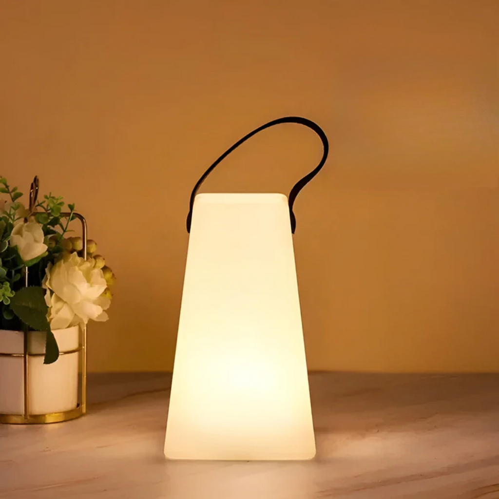 modern-portable-table-lamp-with-wireless-waterproof-led-light-img11.png