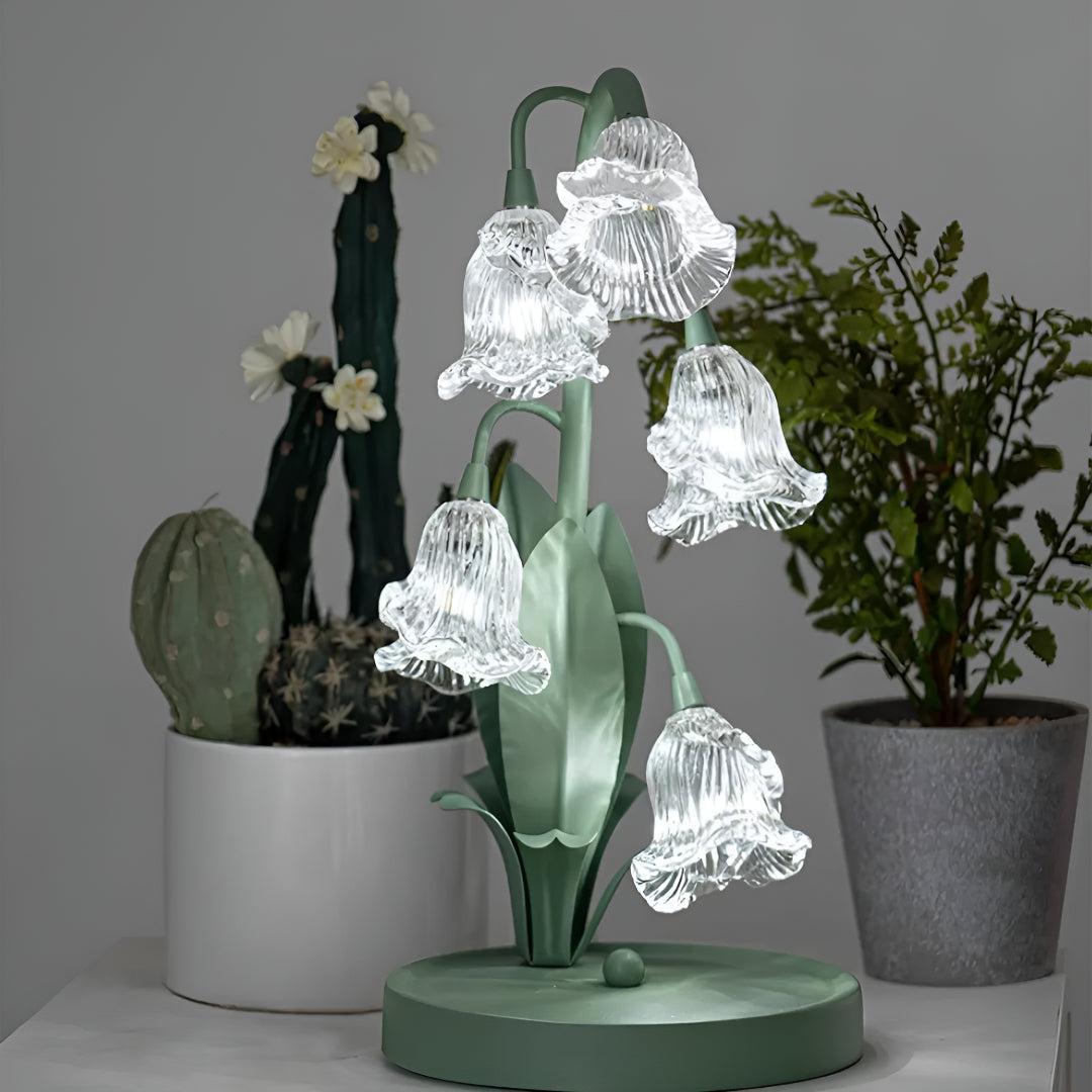 modern-table-lamp-with-floral-glass-shade-for-bedroom-img2.jpg