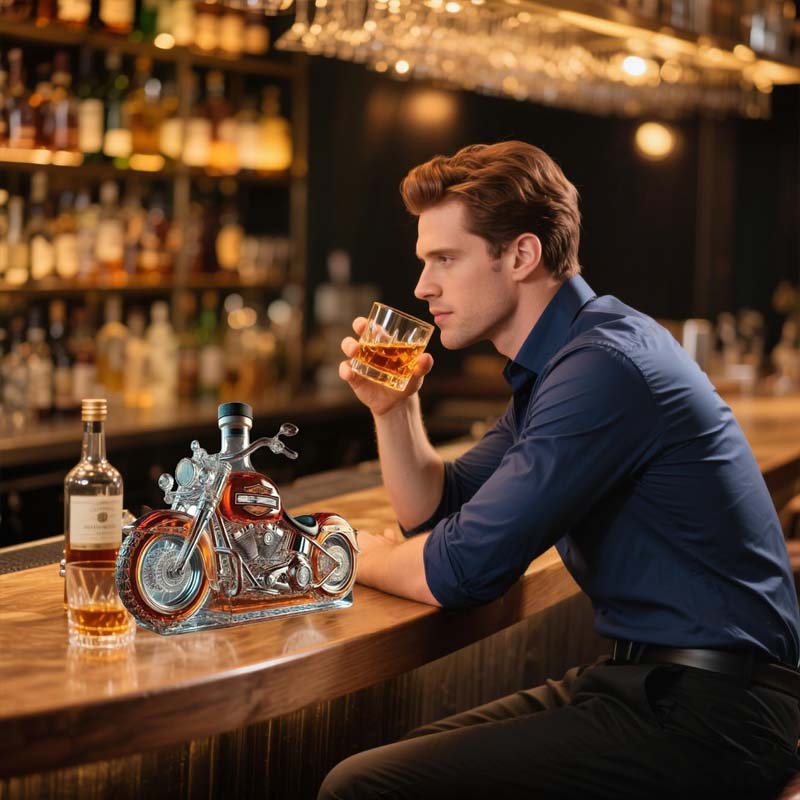 motorcycle-shaped-glass-whiskey-decanter-bar-d-cor-centerpiece-img3.jpg