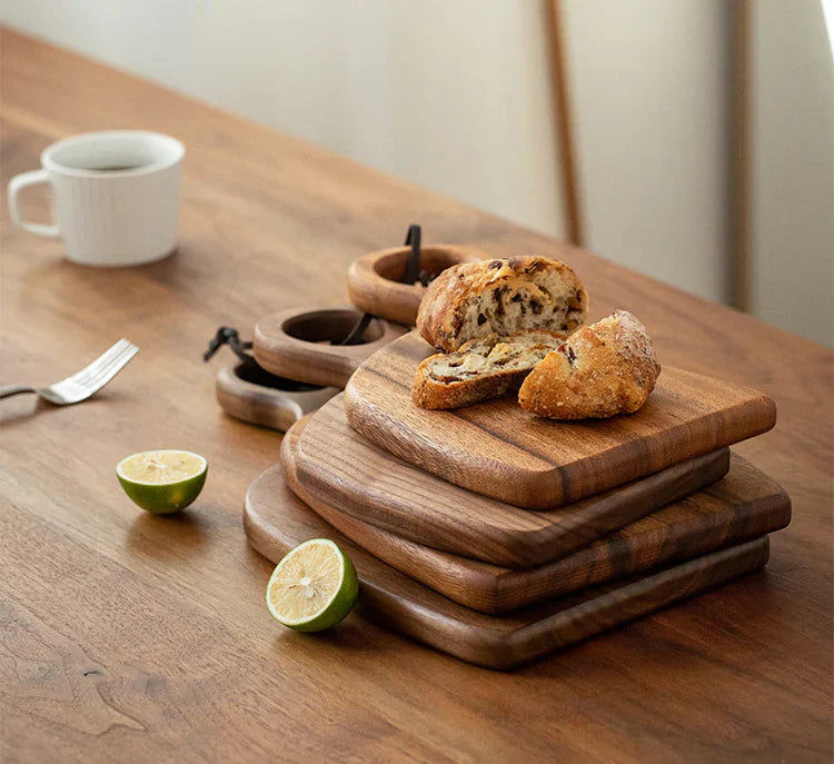 multi-function-walnut-cutting-board-35x25cm-reversible-design-img5.webp