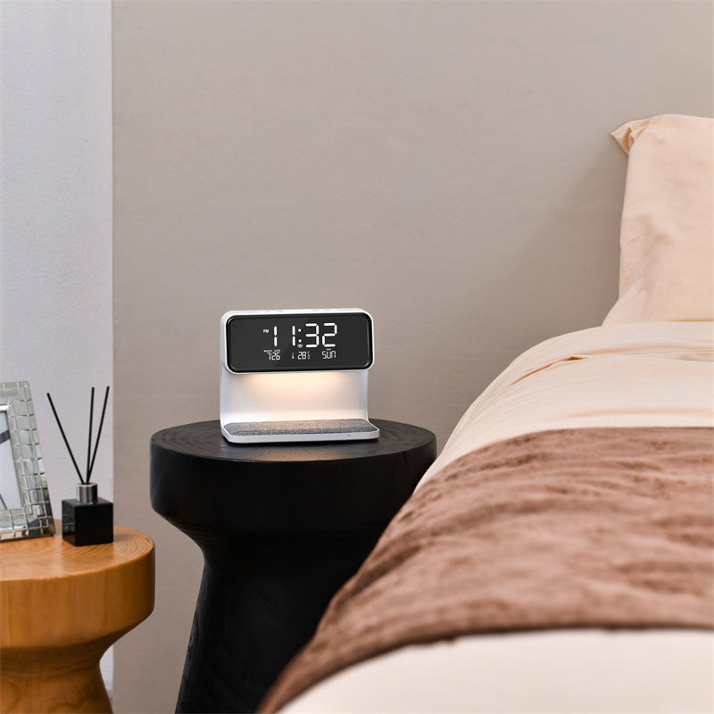 multifunctional-bedside-lamp-with-wireless-charger-and-clock-img7.jpg