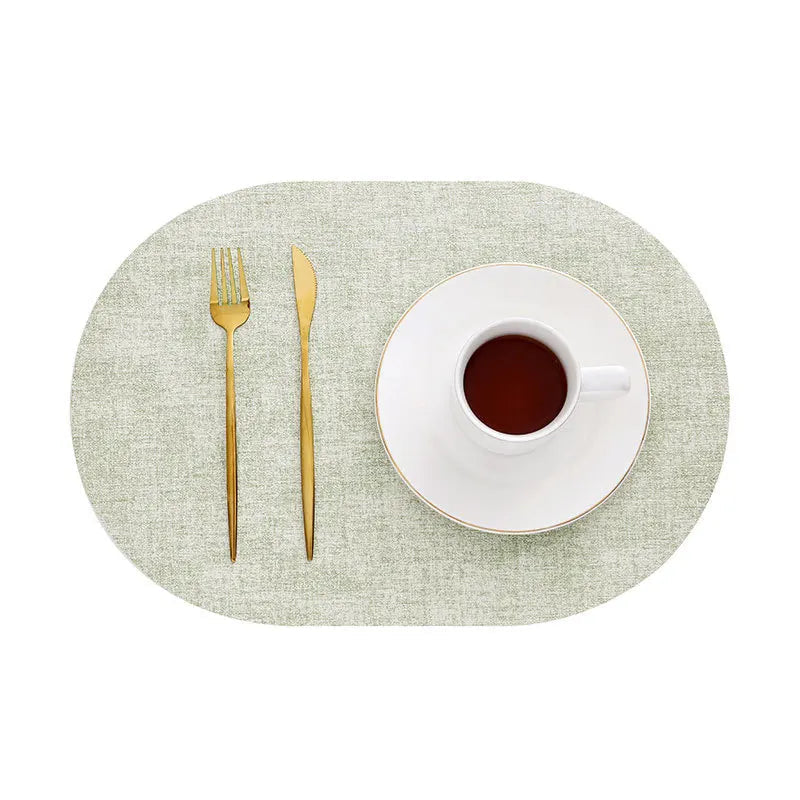 non-slip-oval-faux-leather-placemats-44-30cm-heat-resistant-img10.webp