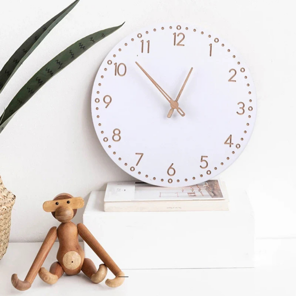 nordic-wooden-wall-clock-with-silent-quartz-movement-img3.png