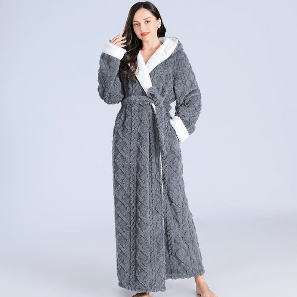 plush-knitted-long-hooded-bathrobe-super-water-absorbing-windproof-img7.png