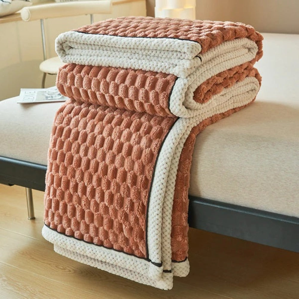 plush-sherpa-fleece-throw-blanket-with-bubble-texture-img2.jpg