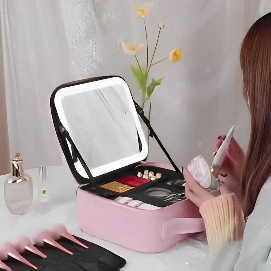 portable-makeup-bag-with-integrated-led-mirror-img2.webp