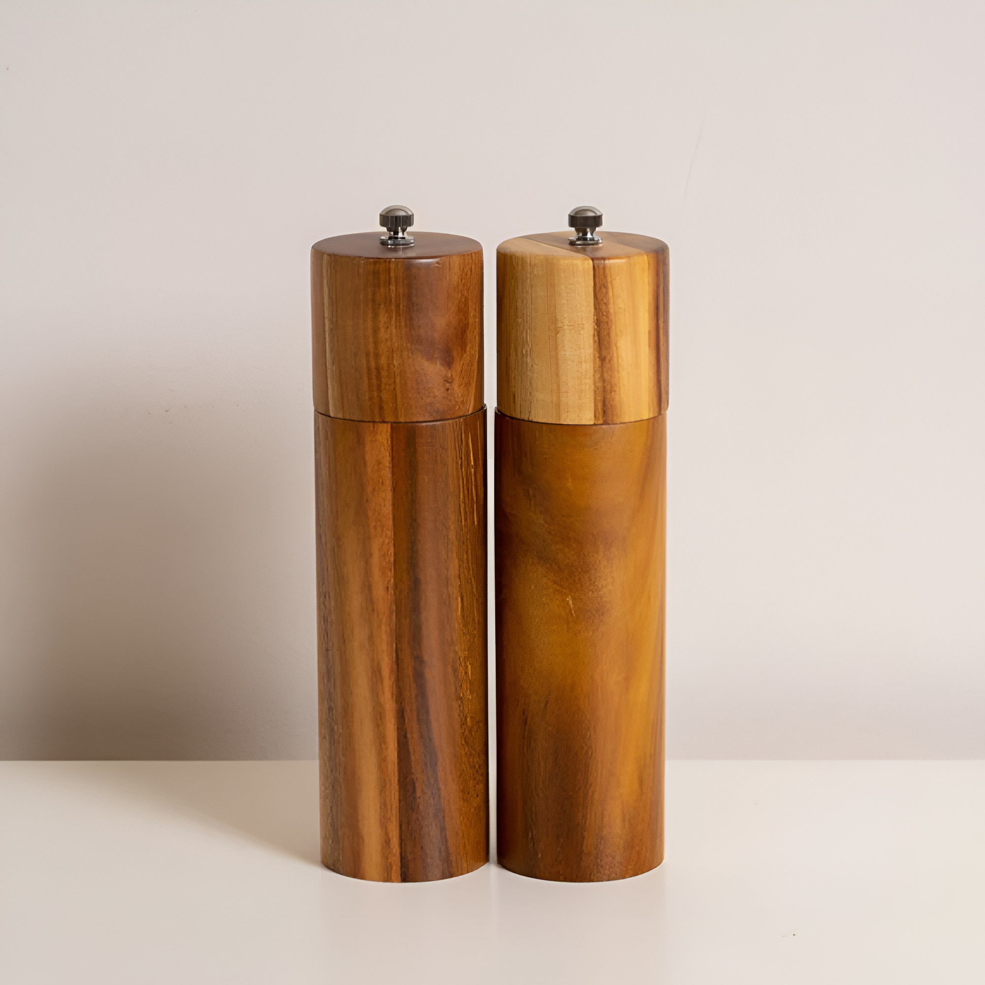 precision-acacia-wood-spice-grinder-adjustable-ceramic-grinding-core-img4.png