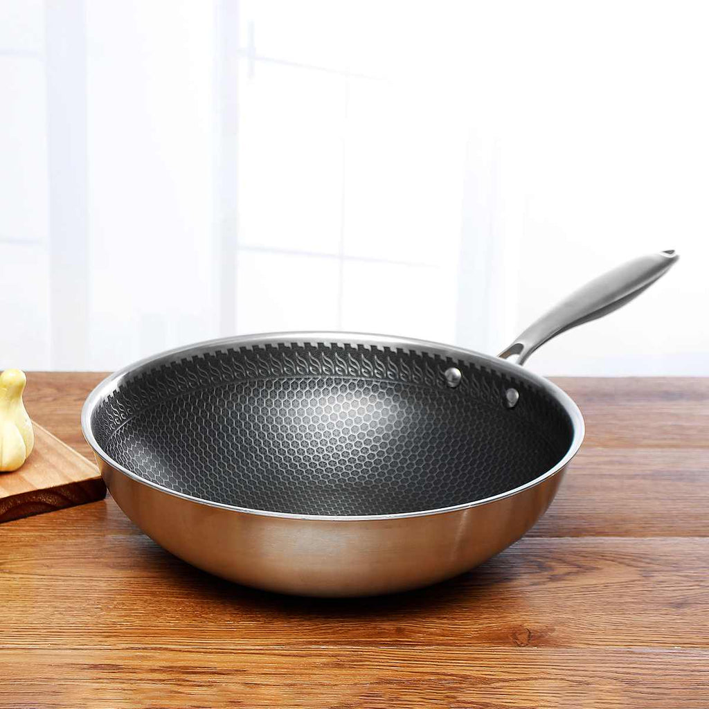 professional-non-stick-frying-pan-34cm-even-heat-distribution-img1.jpg