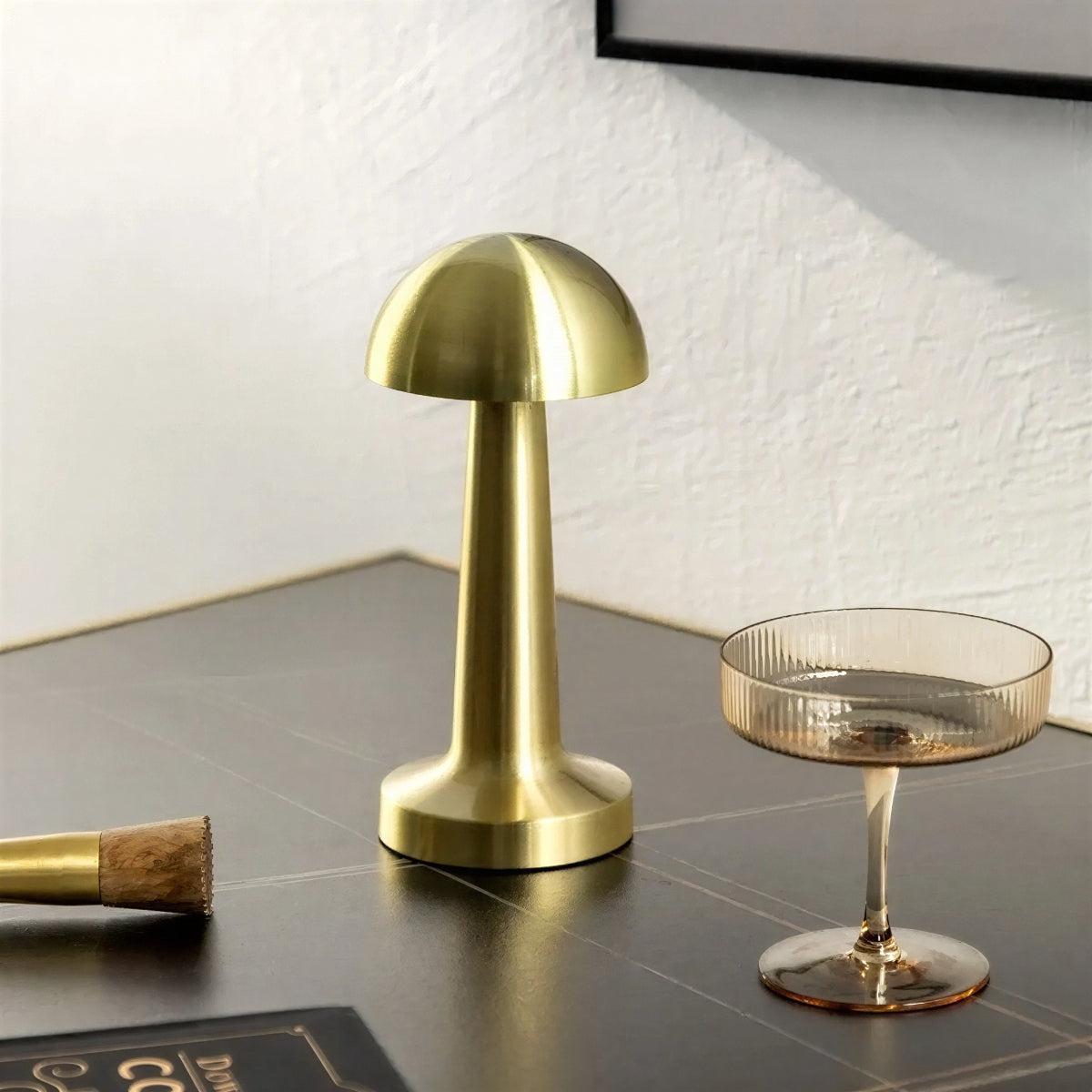 rechargeable-cordless-table-lamp-touch-dimmer-led-portable-dining-light-img5.jpg