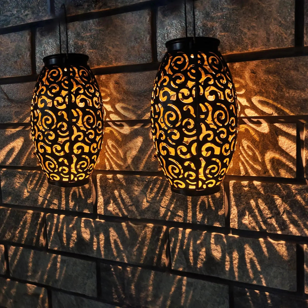 rustic-metal-solar-garden-light-with-weather-resistant-finish-img4.jpg