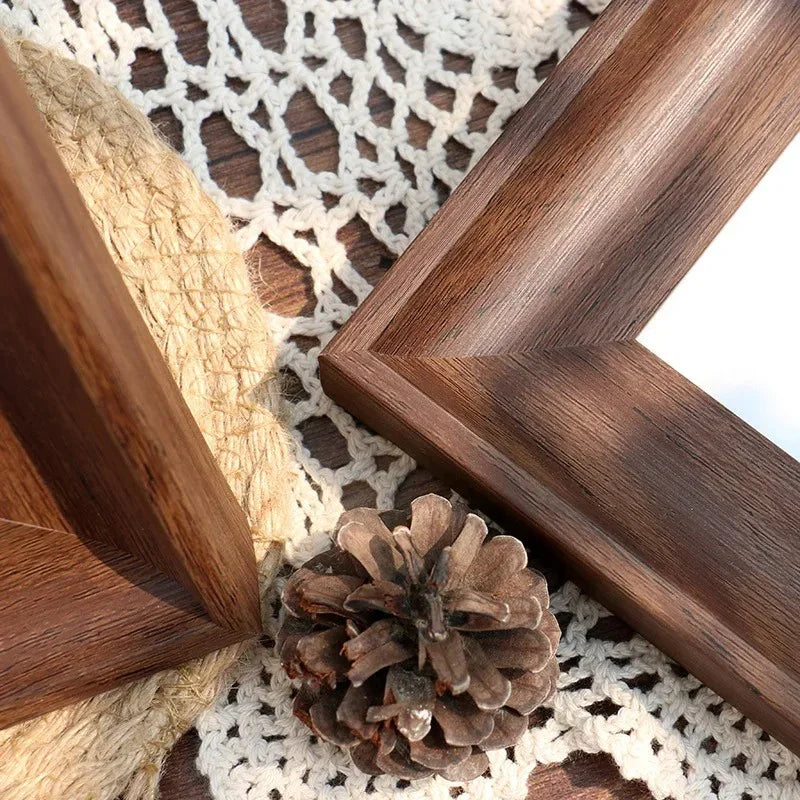 rustic-wood-look-photo-frame-with-white-passe-partout-img5.jpg