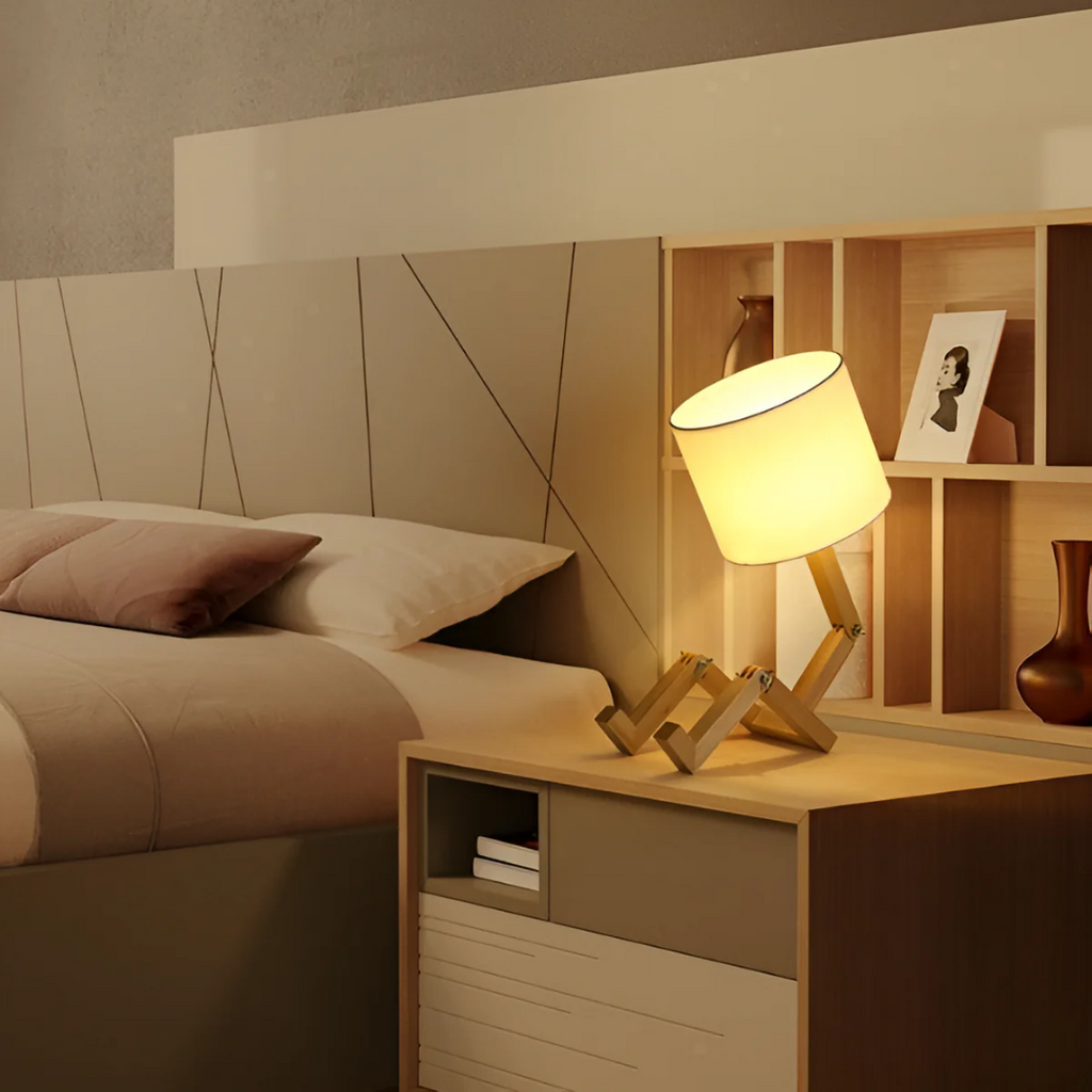 rustic-wooden-desk-lamp-with-flexible-adjustable-neck-img2.png