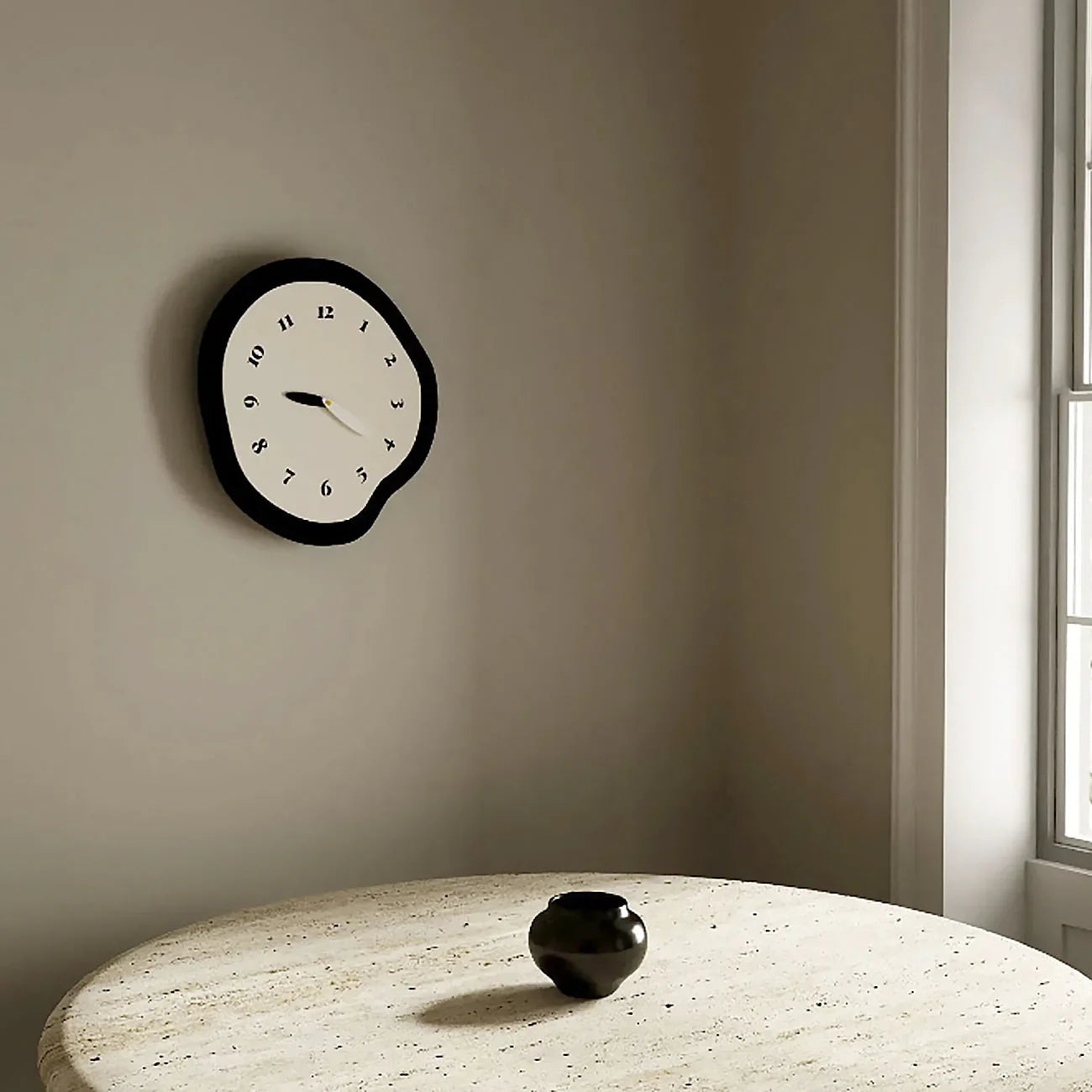 sculpted-abstract-wall-clock-with-silent-quartz-movement-img2.jpg