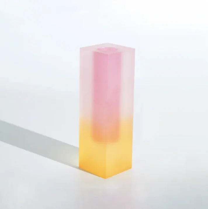sculpted-ceramic-vase-for-dried-flower-arrangements-img16.png