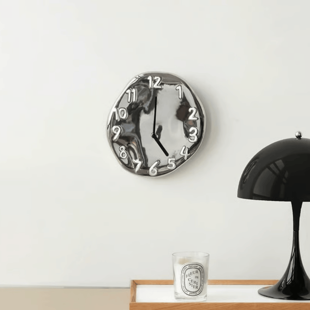 sculpted-ceramic-wall-clock-with-chrome-electroplated-finish-img4.png