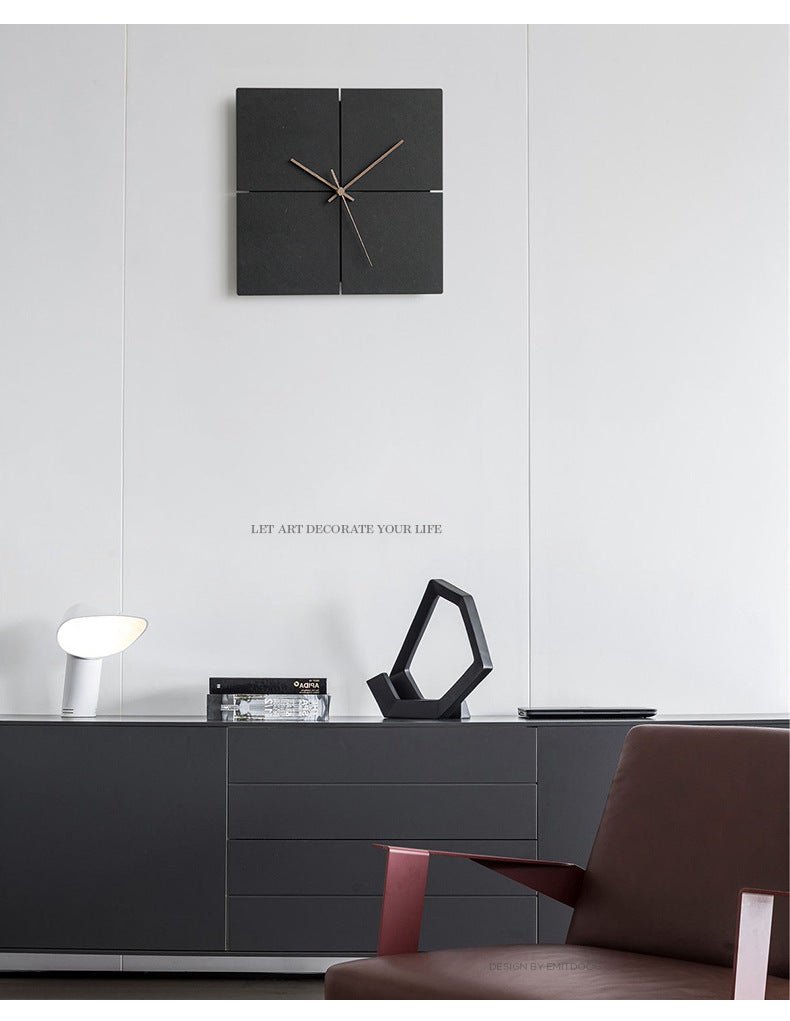 silent-quartz-wall-clock-with-minimalist-wood-design-img4.jpg
