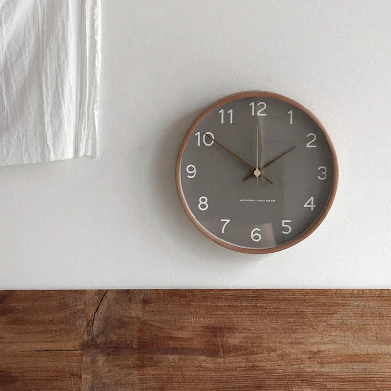 silent-wood-wall-clock-with-timeless-grey-finish-img5.jpg