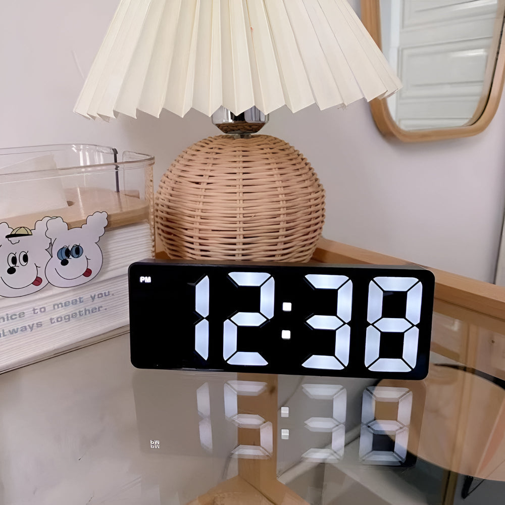 sleek-led-mirror-alarm-clock-with-minimalist-display-img3.jpg