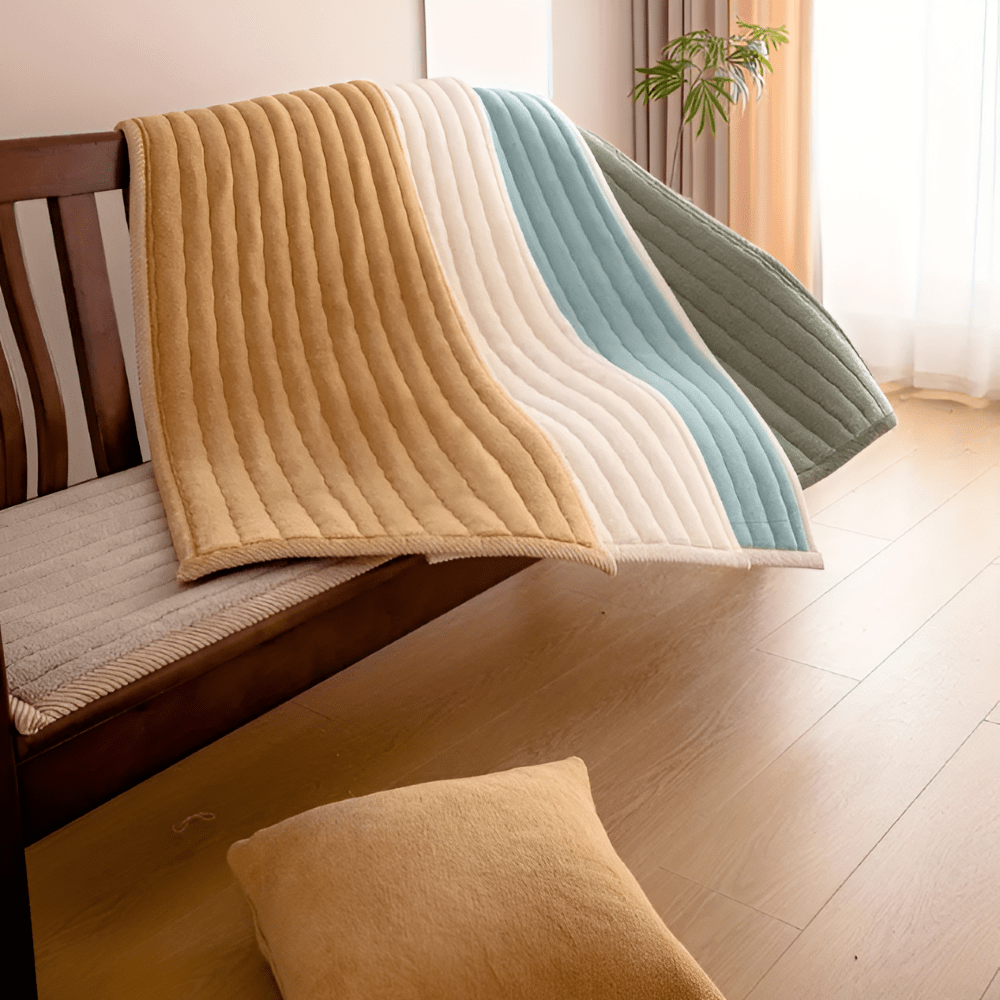 soft-non-slip-polyester-sofa-cover-for-pet-protection-img2.png