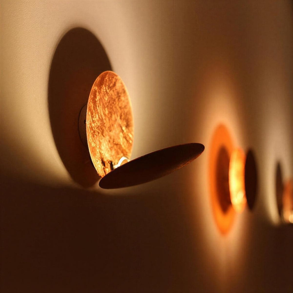 solar-eclipse-led-wall-sconce-rotating-reflection-ambient-light-img1.jpg