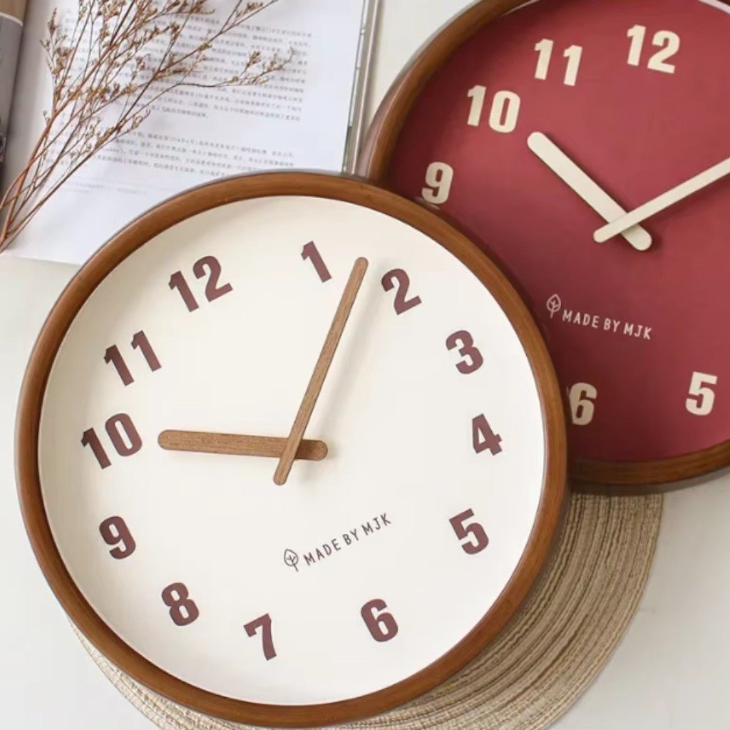 solid-wood-silent-wall-clock-with-scandinavian-retro-design-img2.jpg