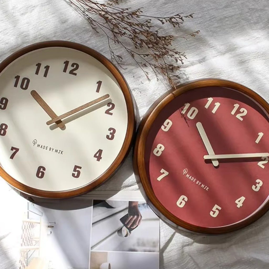 solid-wood-silent-wall-clock-with-scandinavian-retro-design-img5.jpg