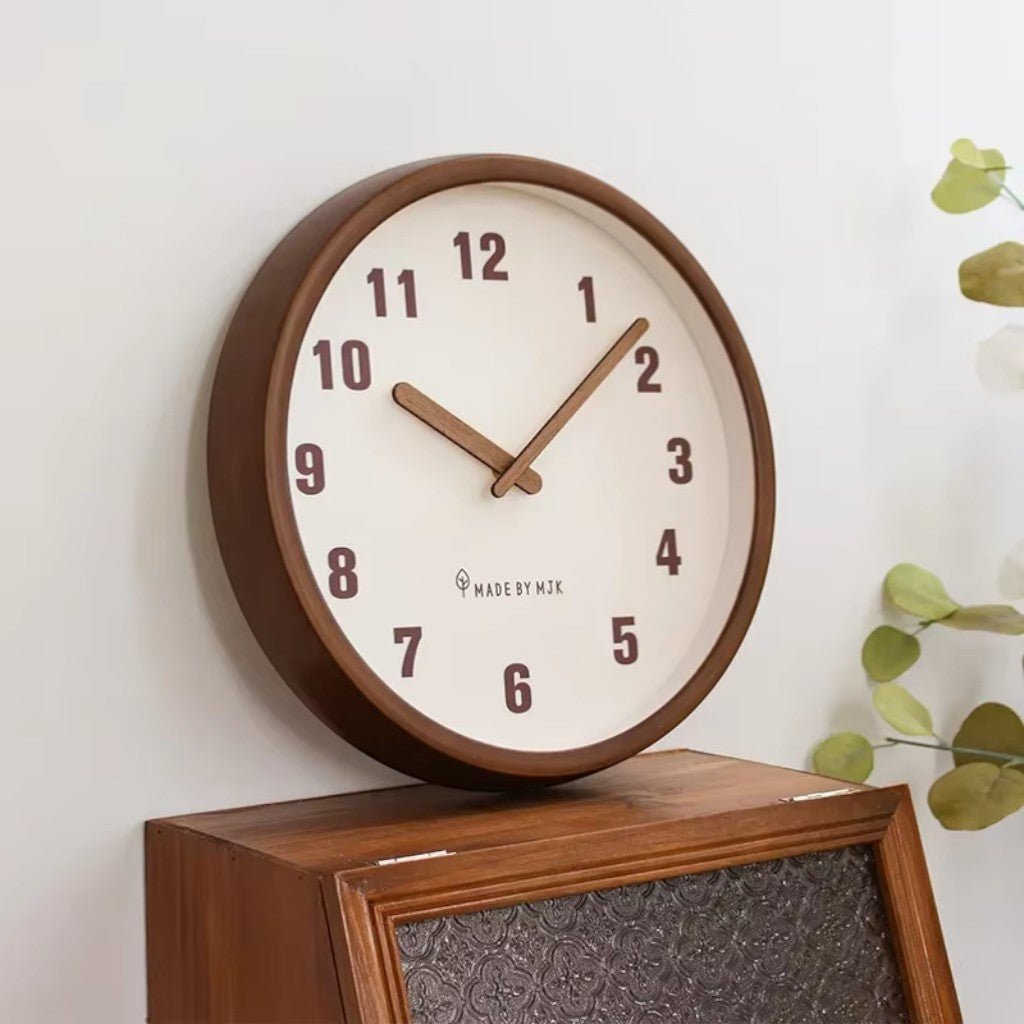 solid-wood-silent-wall-clock-with-scandinavian-retro-design-img8.jpg