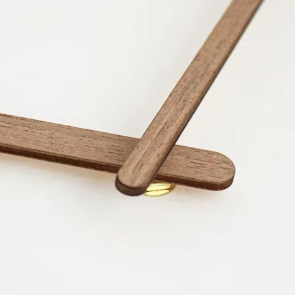 solid-wood-silent-wall-clock-with-scandinavian-retro-design-img9.jpg