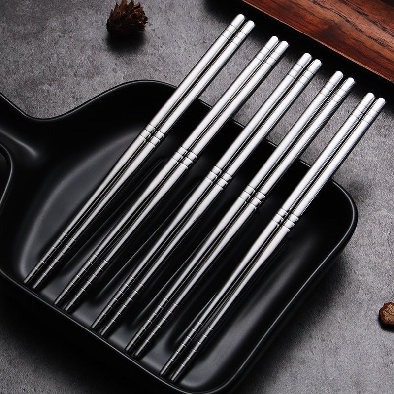 stainless-steel-chopstick-set-5-pairs-dishwasher-safe-img1.jpg