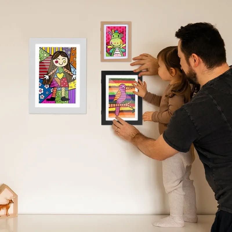 swappable-childrens-art-display-picture-frame-img1.jpg