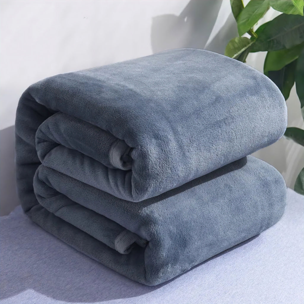 thick-microfiber-fleece-throw-for-sofa-and-bed-img1.jpg