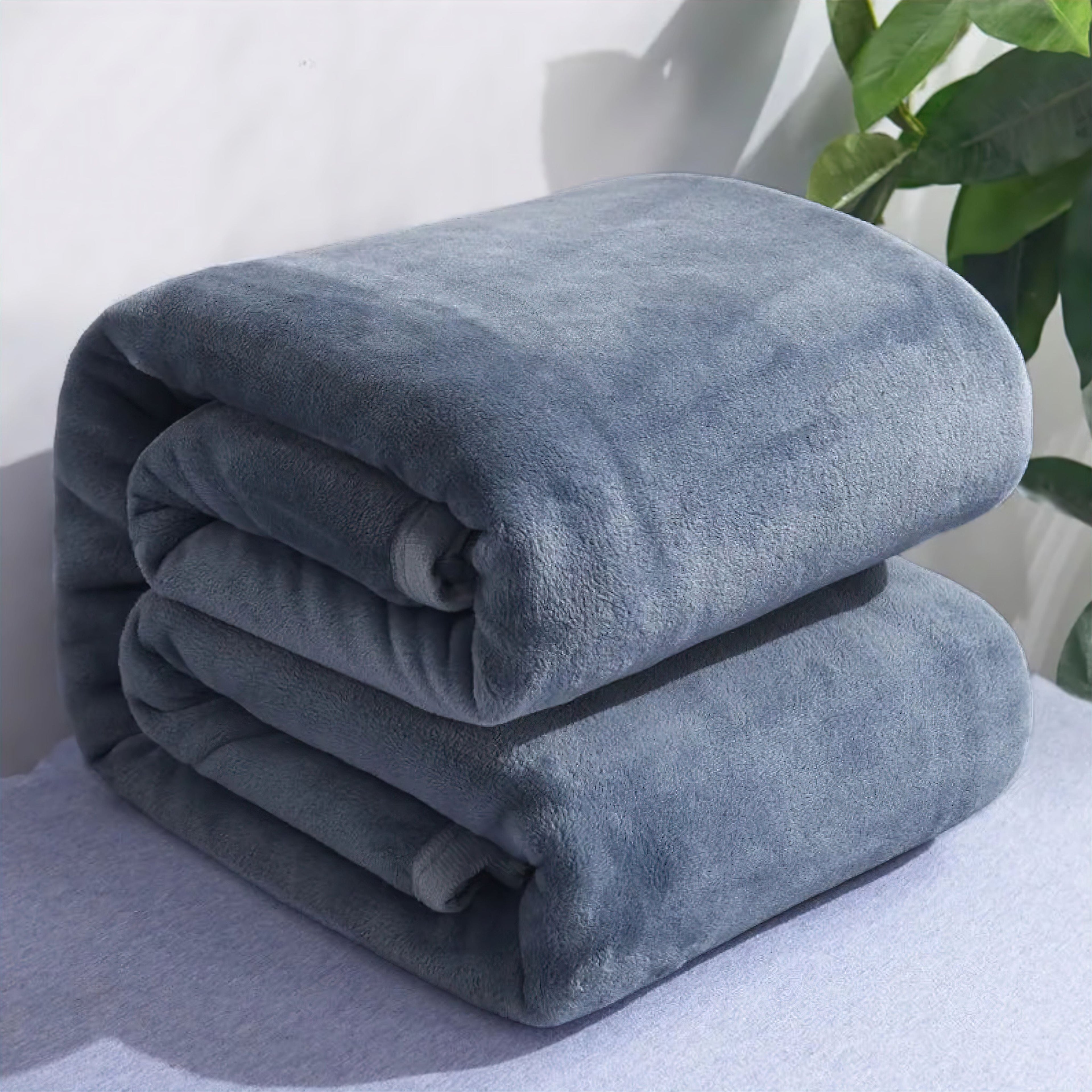 thick-microfiber-fleece-throw-for-sofa-and-bed-img1.jpg