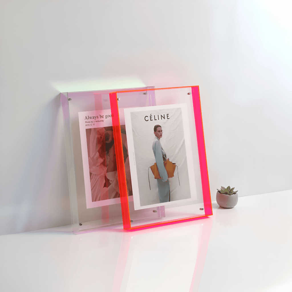 transparent-acrylic-photo-frame-with-modern-minimalist-design-img1.png