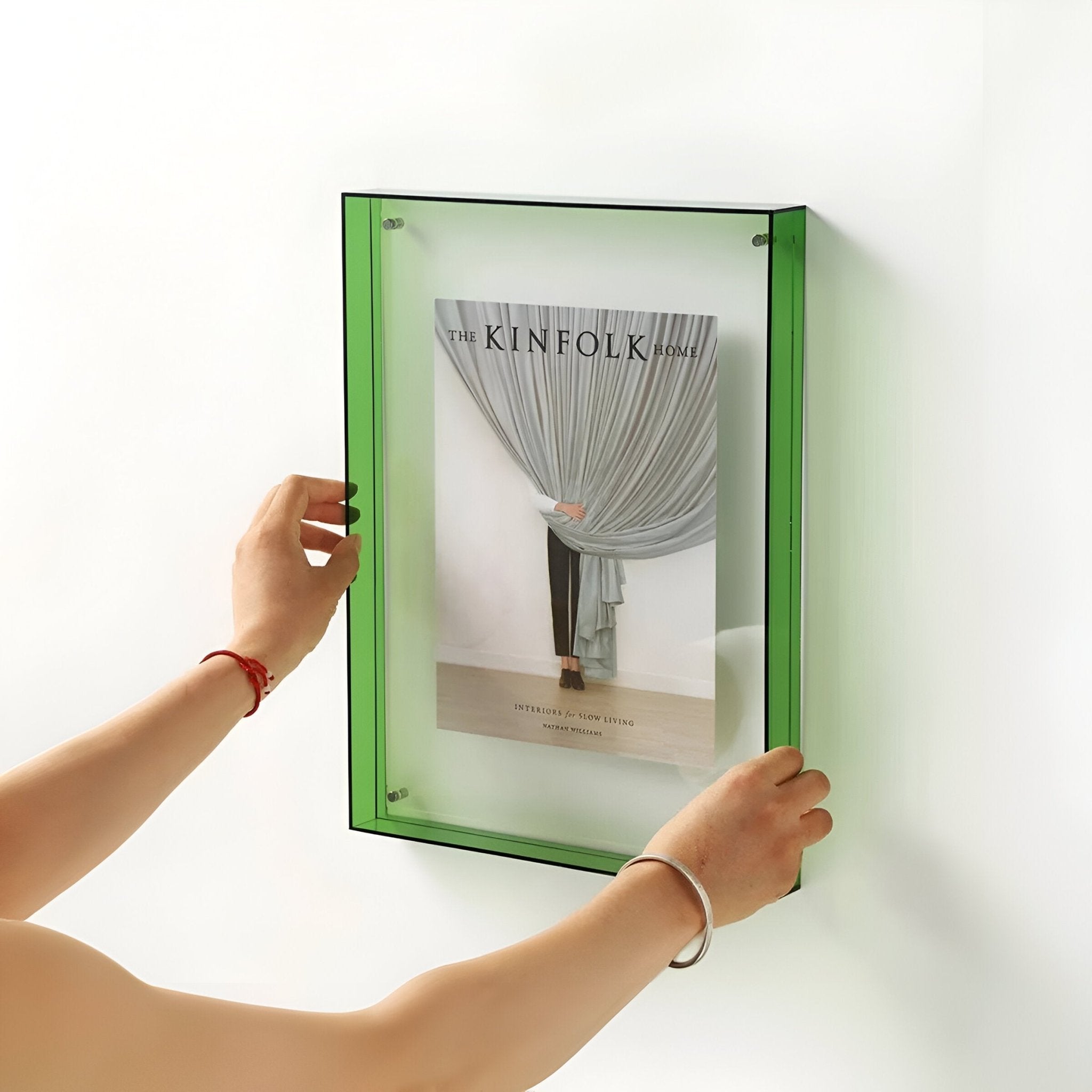 transparent-acrylic-photo-frame-with-modern-minimalist-design-img3.jpg