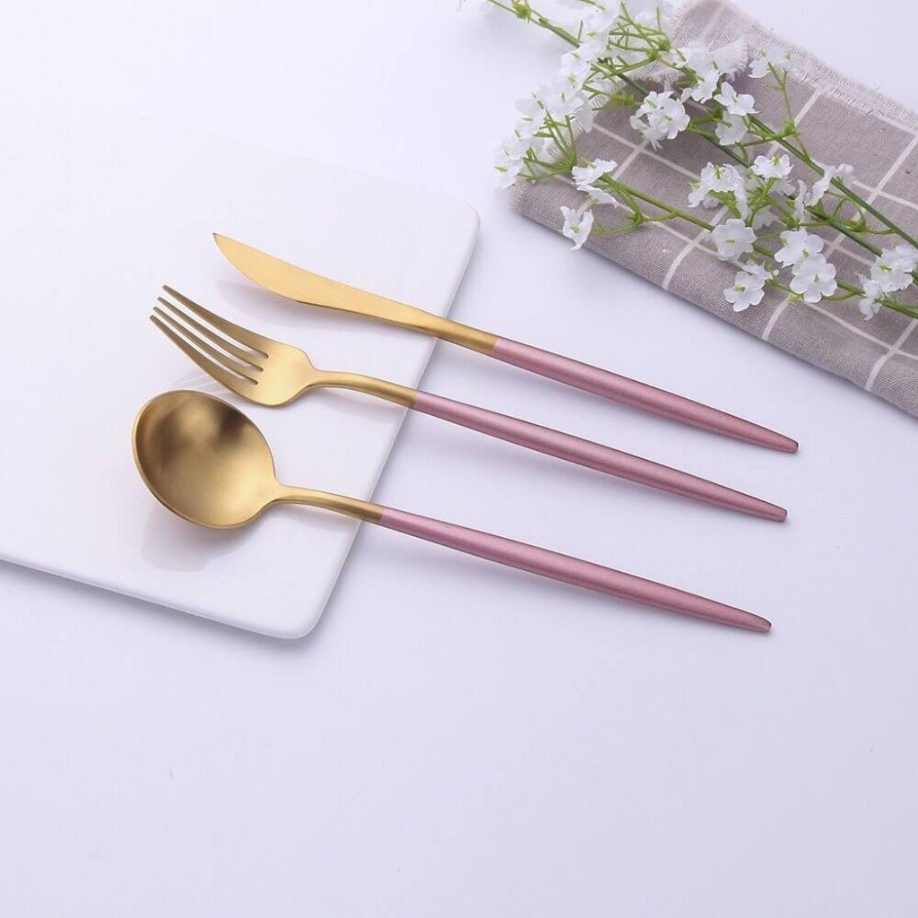 two-tone-stainless-steel-cutlery-set-30-piece-dishwasher-safe-img10.jpg