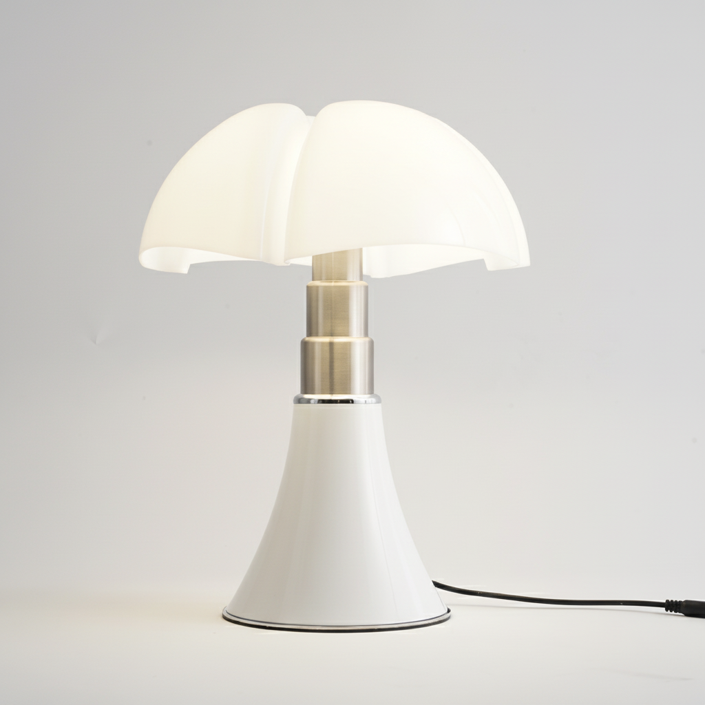 vintage-decorative-pendant-light-with-warm-amber-glow-img4.png