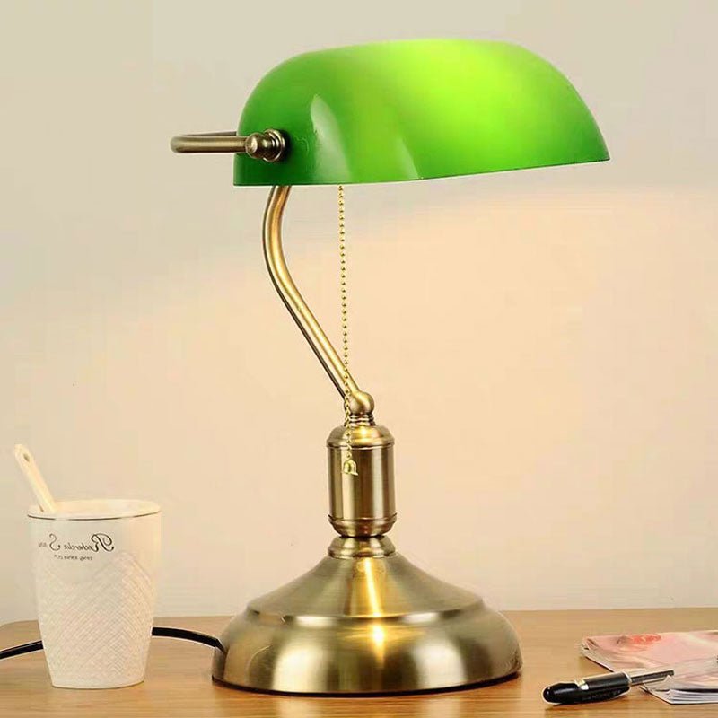 vintage-glass-table-lamp-with-european-style-for-bedroom-img3.jpg