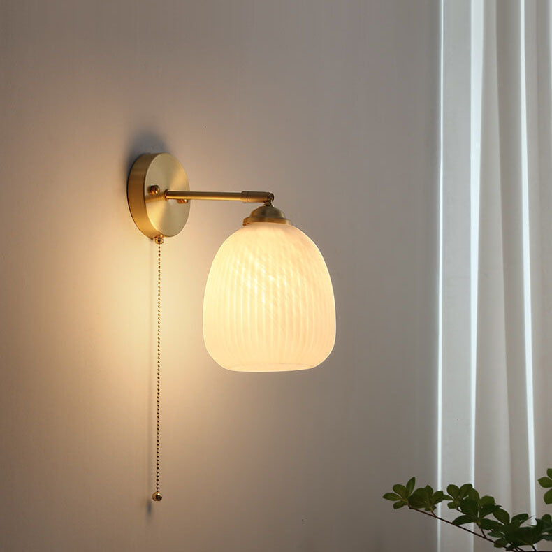 vintage-milk-glass-wall-sconce-with-pull-cord-switch-img12.jpg