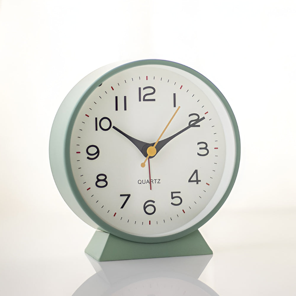 vintage-silent-quartz-alarm-table-clock-img2.jpg