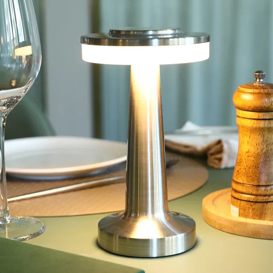 vintage-wireless-table-lamp-with-retro-edison-bulb-style-img19.webp